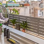 Terrace House For Festive Fun