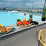 Spacious 2Br, 2 Bath Apartment With Shared Rooftop Pool E2