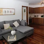 Charming Apartment Near Center