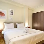 Modern Comfort Meets Bohemian Vibes In Exarcheia