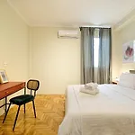 Modern Comfort Meets Bohemian Vibes In Exarcheia