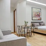 Modern Studio Aprtmnt In Exarhia