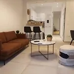 Spacious 1 Bedroom Apartment In The Center