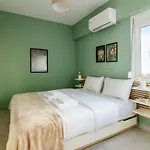Stunning 2-Bedrooms Apartment In The Heart Of Athens