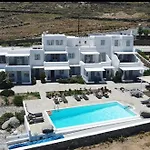 Yakinthos Residence