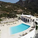 El Sol Hotel