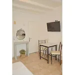 Anemelia Hotel Adamas