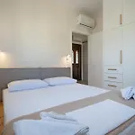 Stoupa Harmony Suites - Two Bedroom Apartment