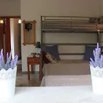 Family Friendly Apartment With A Garden View