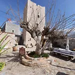 Lithos Traditional Tower