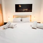 3 Bedroom Apartment Athens - Koukaki