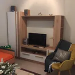 Quiet Spacious Apartment In Nafplio