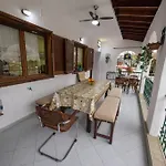 Villa Tania