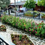 Villa Tania