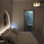Theros - Apartments