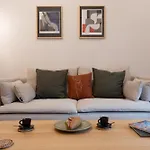 Liv - Modern Heavenly Retreat In Exarcheia