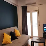 Olimpia Lovely Apartment By Zain