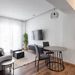 Ant16 - New York Stylish Design In Athens