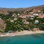 Seabreeze House By The Sea