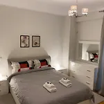 Classy Seaside Suite With Amazing View