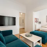 Artistic Elegance Apartment In Athens-Pagrati
