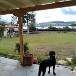 Villa Virvi - Cozy Seaside Cottage In Porto Heli