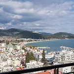 Chloe Sea View Apartment