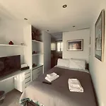 Tiny Apartment In The Centre Of Athens