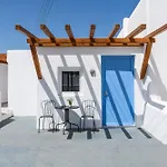 Eleven Keys Apartments