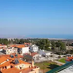 Rodon Apartment With Great View, Sauna And Jacuzzi