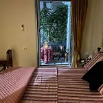Piraeus Art Deco Apartment