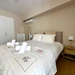 Queens Avenue Apartment