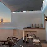 Luxury Grand Santorini Villa - 3 Bedrooms - Unforgettable Caldera Sea Views And Outdoor Hot Tub - Fira