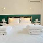 Pirgotelous Spacious 3Bdr Apt In Pangrati