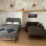 Peramo Flat