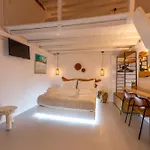 Mykonos Vibes Town Loft