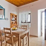 Olia Cottage