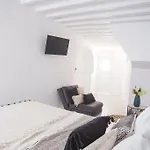 Oculus Mykonos Suite I