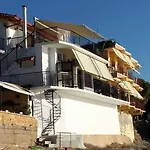 Ekie Apartment With Sea View