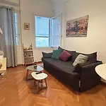 Kolonaki Central Apartment