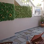 Iris Deluxe Suites 3