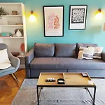 Chic Urban Retreat Steps From Museum Of Cont. Art!