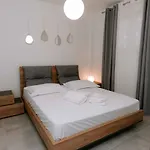 Suzana'S Urban Apartment