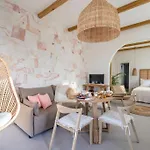 Sirma Beach House