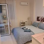 Domenica Studios 1