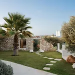Votsalo - Semi Based Studio With Indoor Garden - Part Of White Dunes Luxury Boutique Hotel