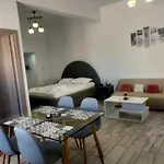 Nikolas Aggelis Rooms
