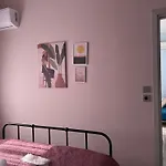 Zoe'S City Apartment