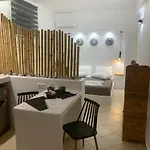 Little Yard Studios & Apartments #7