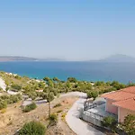 Villa Paradiso - Breathtaking Seaview